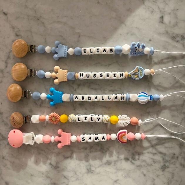 8) Silicone Pacifier Holder